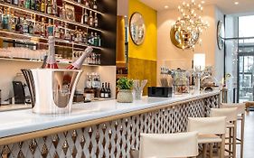 Hôtel Kyriad Prestige Paris Asnieres